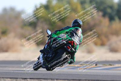 media/Dec-18-2022-SoCal Trackdays (Sun) [[8099a50955]]/Turn 7 Backside (1125am)/